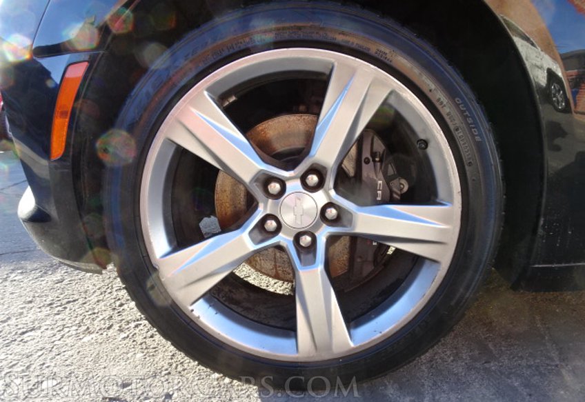 2017 Chevrolet Camaro - Image 19