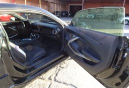 2017 Chevrolet Camaro - Image 21