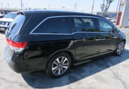 2014 Honda Odyssey - Image 5