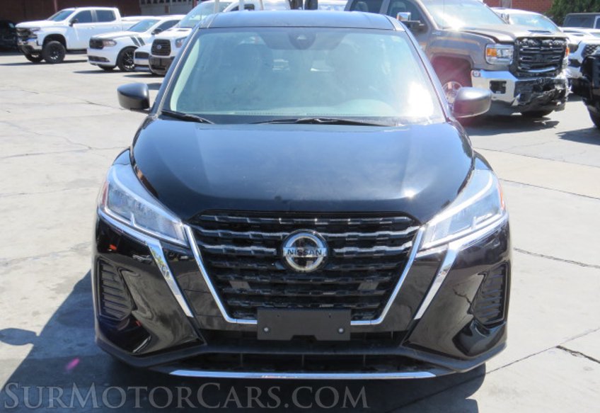 2021 Nissan Kicks - Image 9