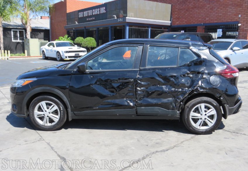 2021 Nissan Kicks - Image 12