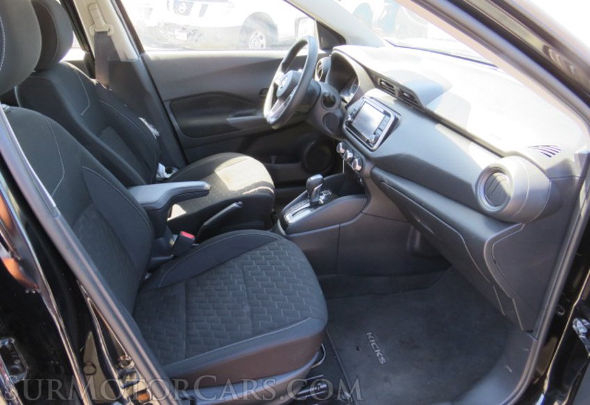 2021 Nissan Kicks - Image 26