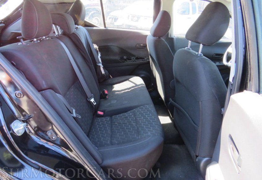 2021 Nissan Kicks - Image 28