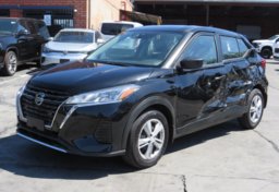 2021 Nissan Kicks - Image 4