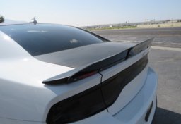 2017 Dodge Charger - Image 13