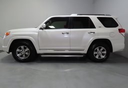 2013 Toyota 4Runner SR5 - Image 9