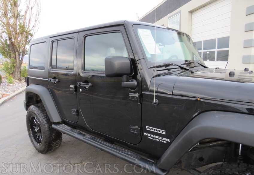 2014 Jeep Wrangler Unlimited - Image 13