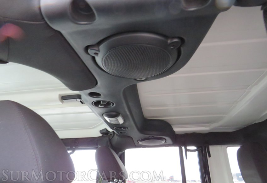 2014 Jeep Wrangler Unlimited - Image 30