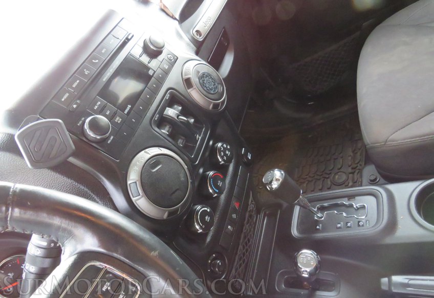 2014 Jeep Wrangler Unlimited - Image 33