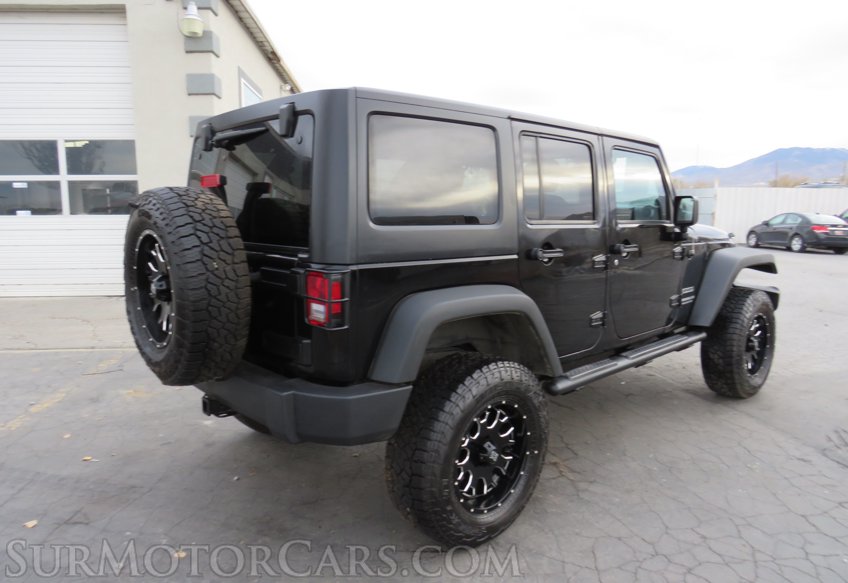 2014 Jeep Wrangler Unlimited - Image 8