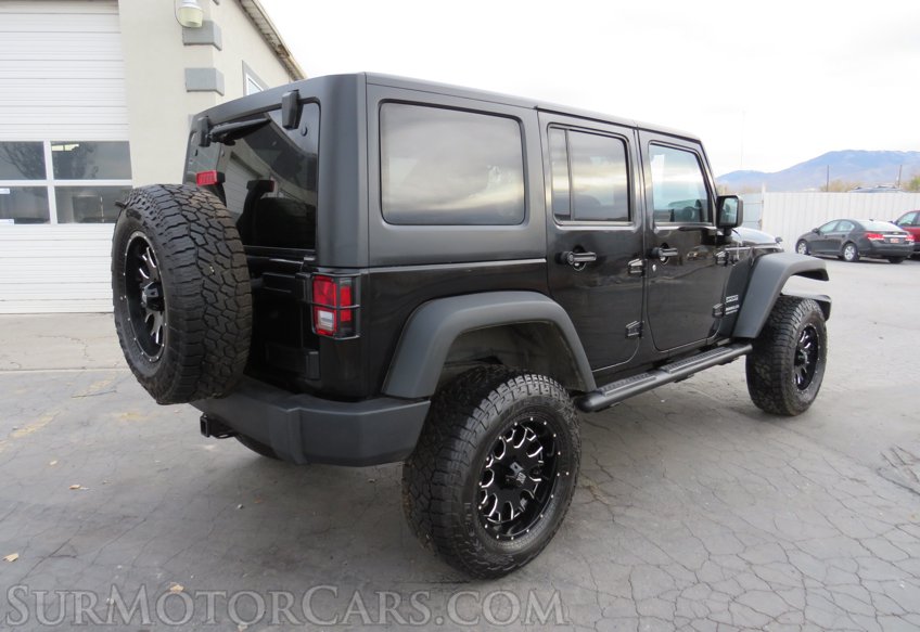 2014 Jeep Wrangler Unlimited - Image 5