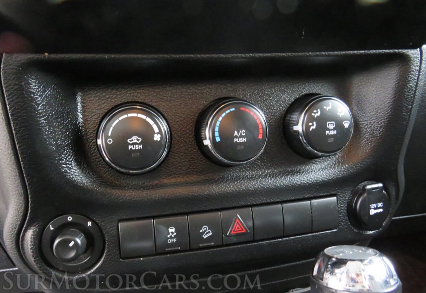 2014 Jeep Wrangler Unlimited - Image 36