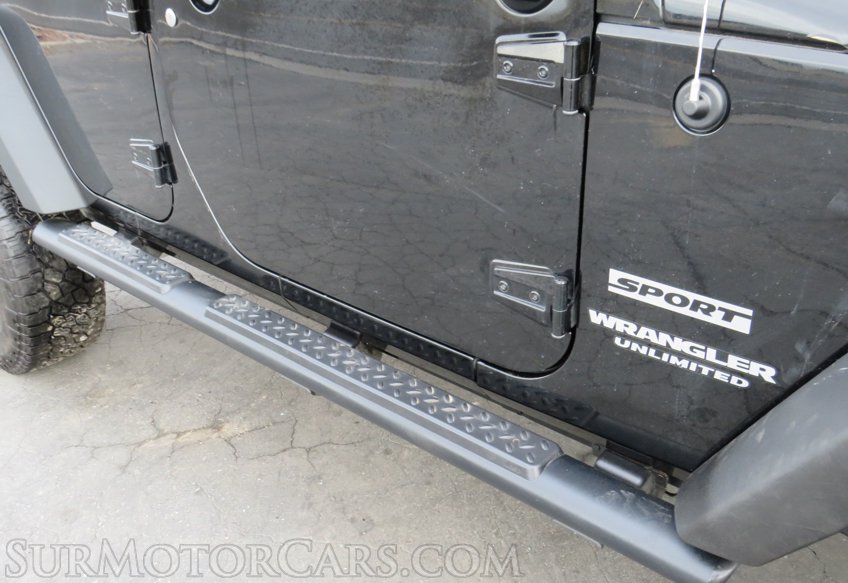 2014 Jeep Wrangler Unlimited - Image 19