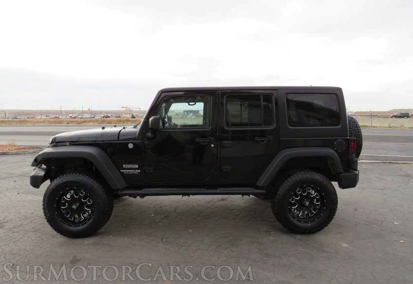 2014 Jeep Wrangler Unlimited - Image 10
