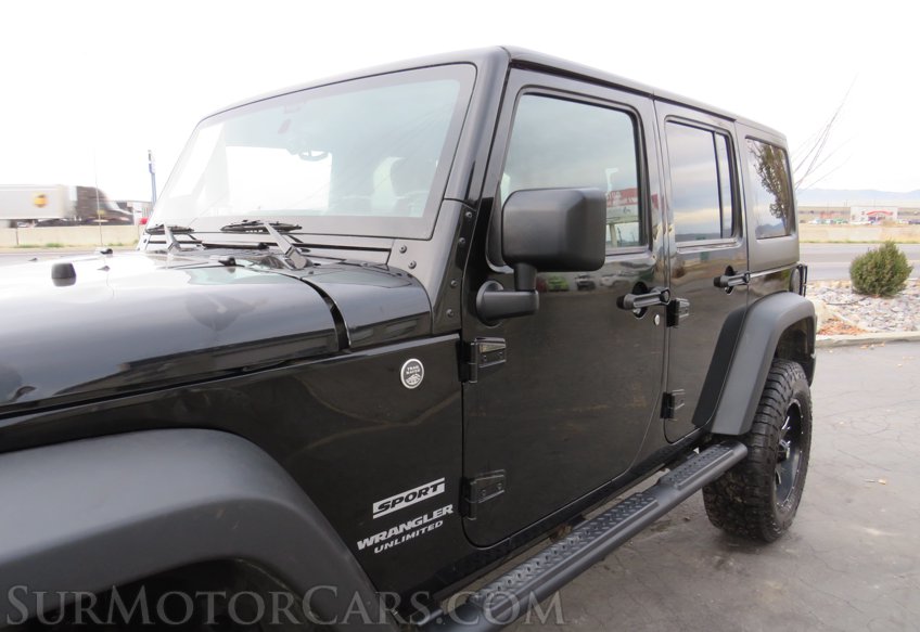 2014 Jeep Wrangler Unlimited - Image 14