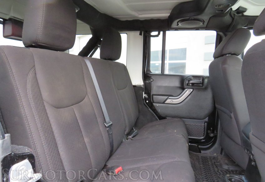 2014 Jeep Wrangler Unlimited - Image 27