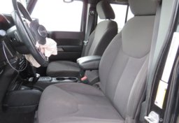 2014 Jeep Wrangler Unlimited - Image 26