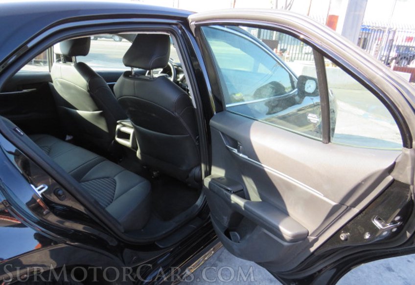 2021 Toyota Camry - Image 23