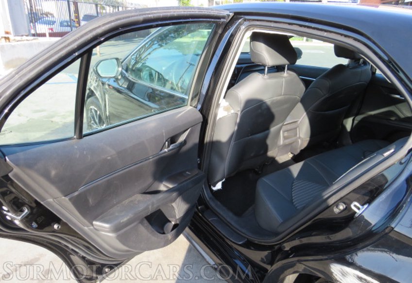 2021 Toyota Camry - Image 19