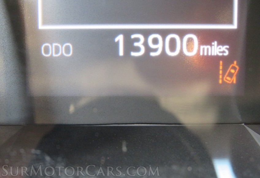 2021 Toyota Camry - Image 30