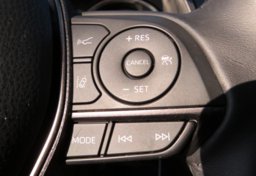 2021 Toyota Camry - Image 33