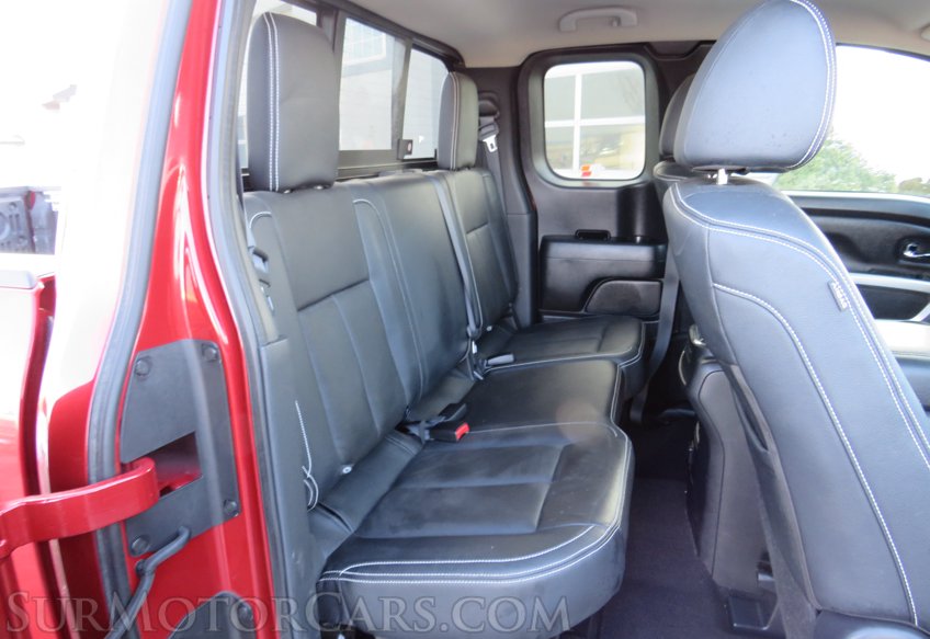 2018 Nissan Titan - Image 30