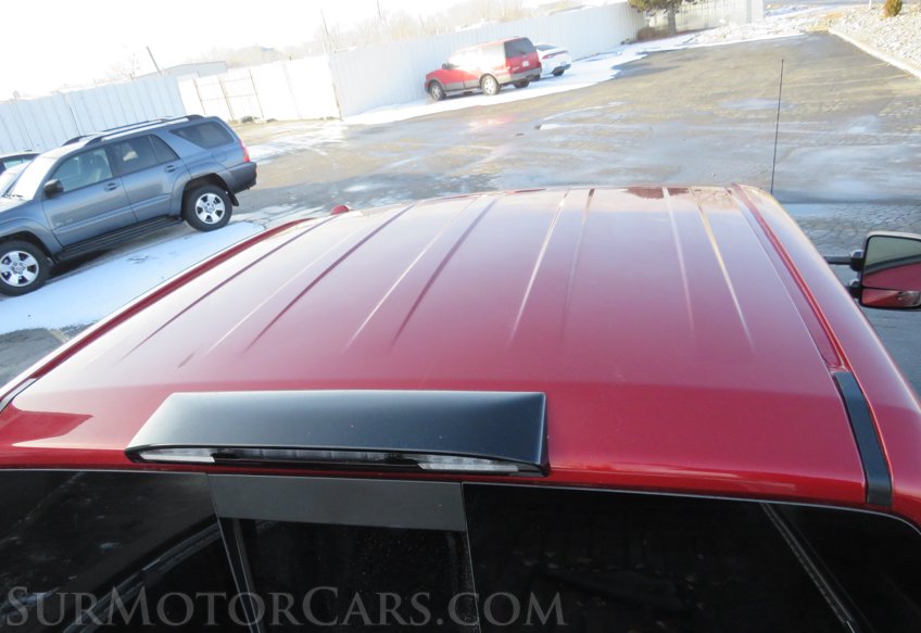 2018 Nissan Titan - Image 16