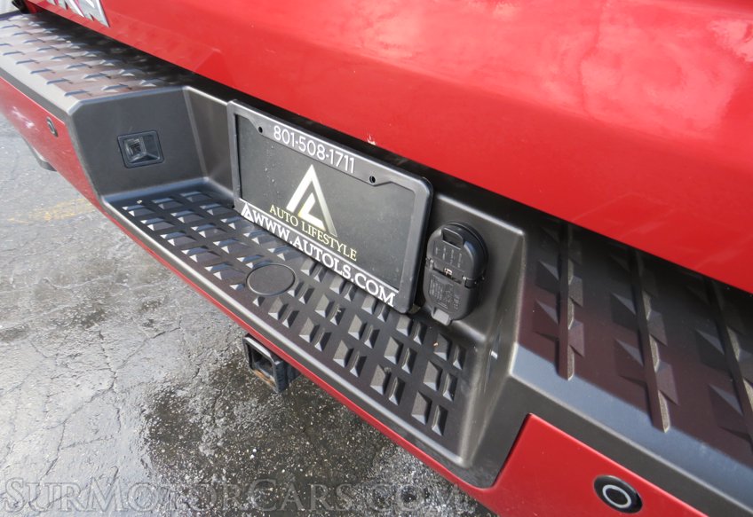 2018 Nissan Titan - Image 17