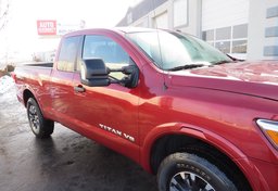 2018 Nissan Titan - Image 14