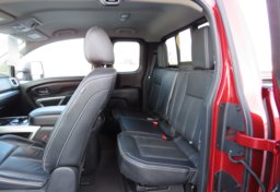 2018 Nissan Titan - Image 33