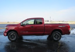 2018 Nissan Titan - Image 10