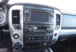 2018 Nissan Titan - Image 45