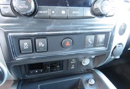 2018 Nissan Titan - Image 42