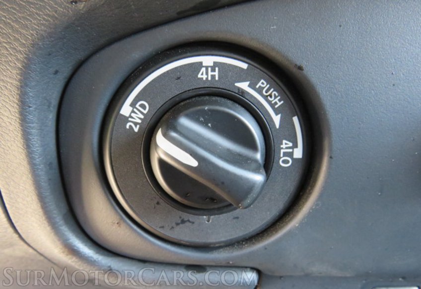 2022 Nissan Frontier - Image 34