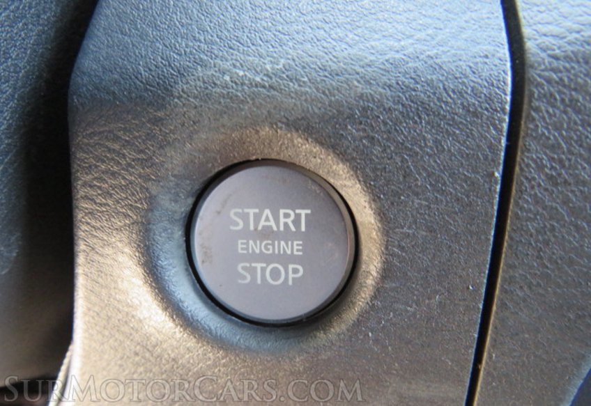 2022 Nissan Frontier - Image 32