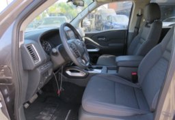 2022 Nissan Frontier - Image 22