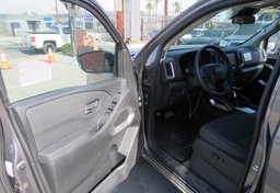 2022 Nissan Frontier - Image 16