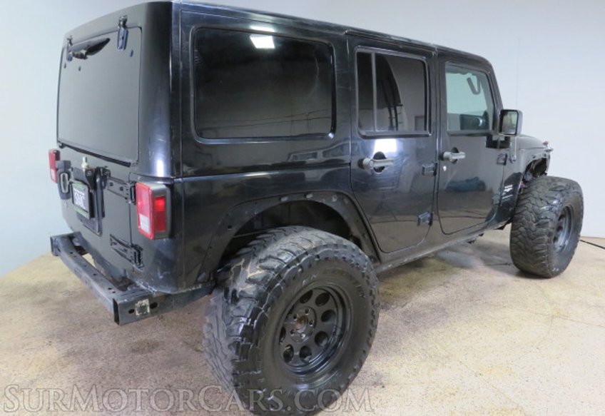 2012 Jeep Wrangler Unlimited - Image 9