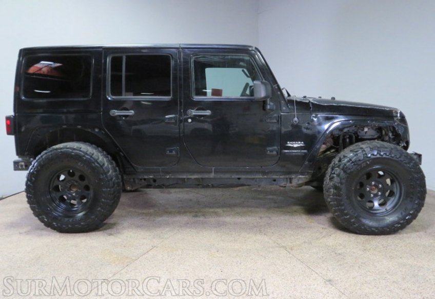 2012 Jeep Wrangler Unlimited - Image 6