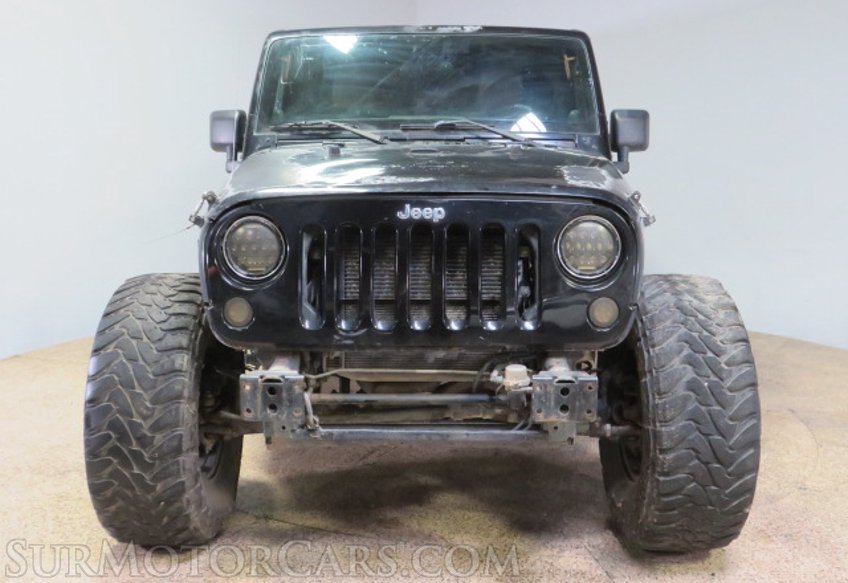 2012 Jeep Wrangler Unlimited - Image 12
