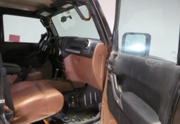 2012 Jeep Wrangler Unlimited - Image 18