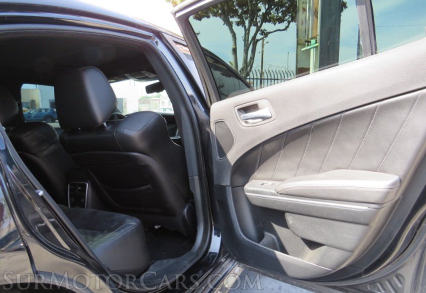 2018 Dodge Charger - Image 29