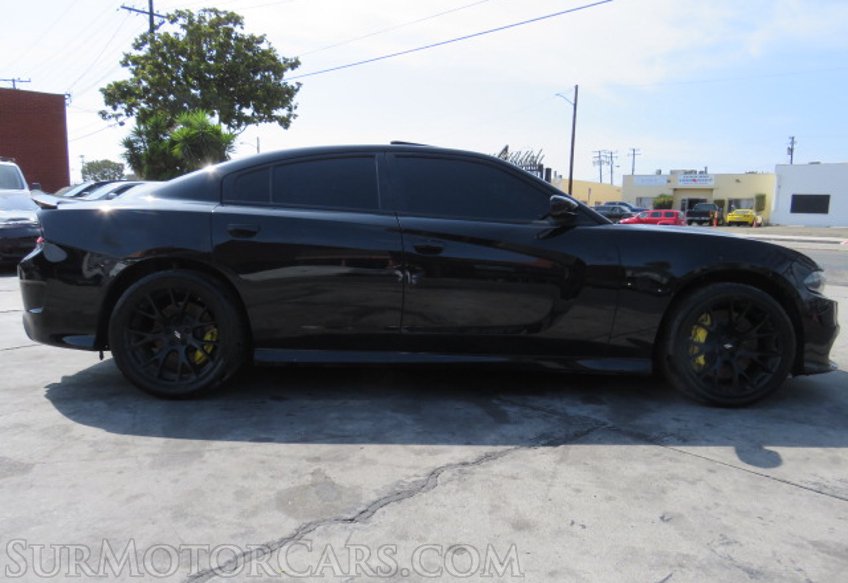 2018 Dodge Charger - Image 5