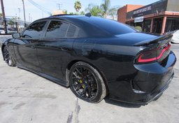 2018 Dodge Charger - Image 8