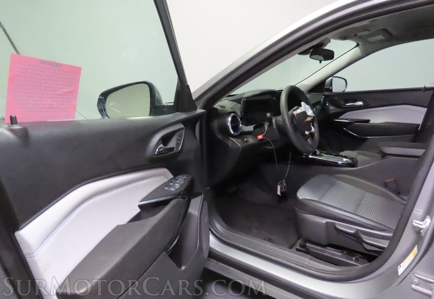 2025 Chevrolet Trax - Image 20