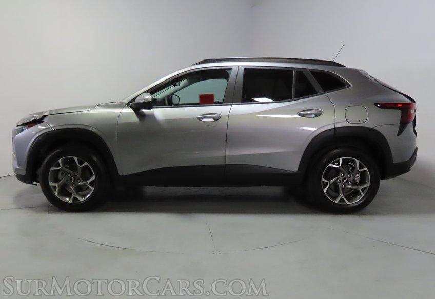 2025 Chevrolet Trax - Image 6