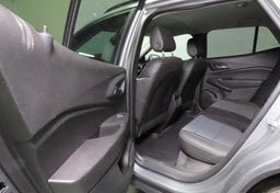 2025 Chevrolet Trax - Image 22