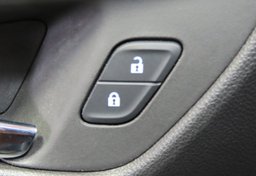 2025 Chevrolet Trax - Image 44