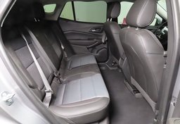 2025 Chevrolet Trax - Image 31