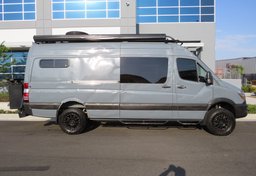 2016 Mercedes-Benz Sprinter Crew Vans - Image 12
